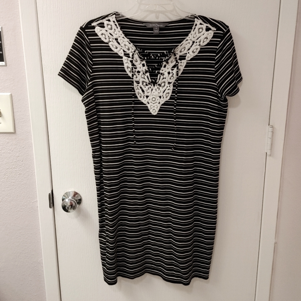 NWOT Market and Spruce striped T-shirt dress with lace up front